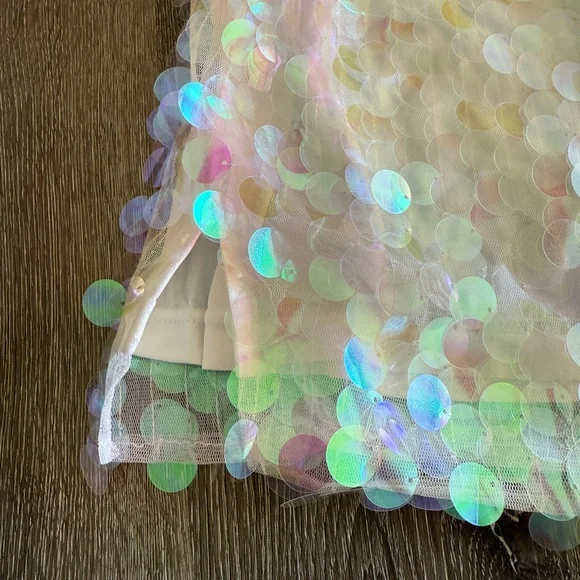 NWT Dolls Kill ridescent Sequin Fabric - Picture 3 of 4